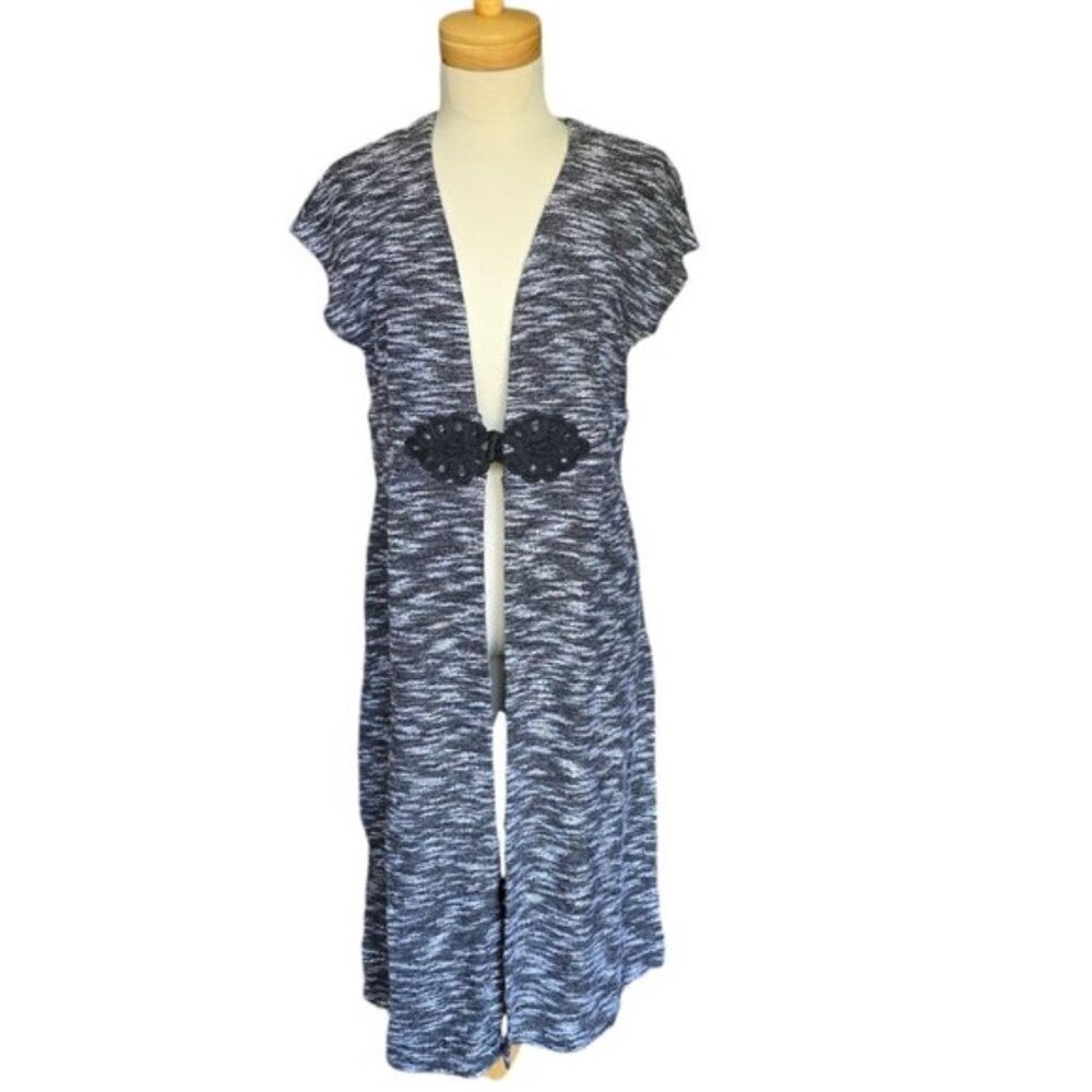 Marallis Grey Graphite Sleeveless Linen, Long Trench coat. Size Medium